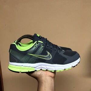 Nike Zoom Structure Plus 15 “Gray Volt”